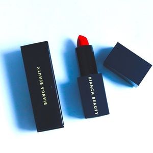 You’re A 10 Matte Compact Lipstick